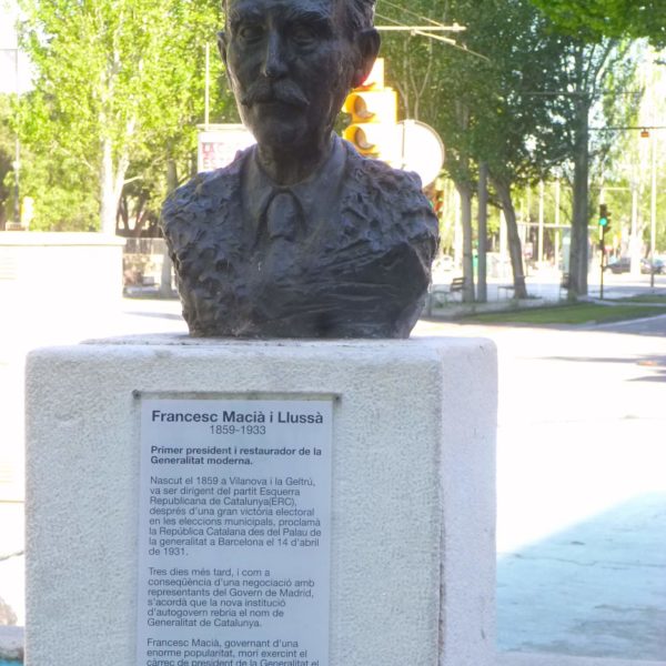 a bust of Francesc Macià i Llussà